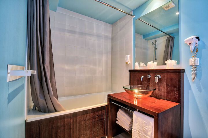 Bathroom Interior Photo