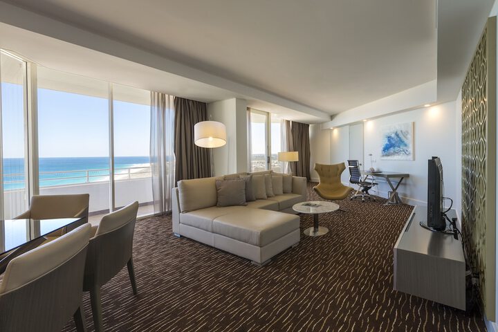 Room 46 of 106