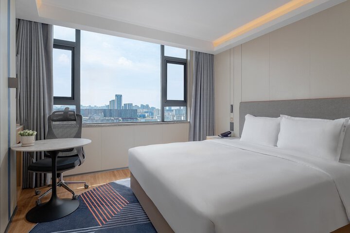 Room 12 of 57