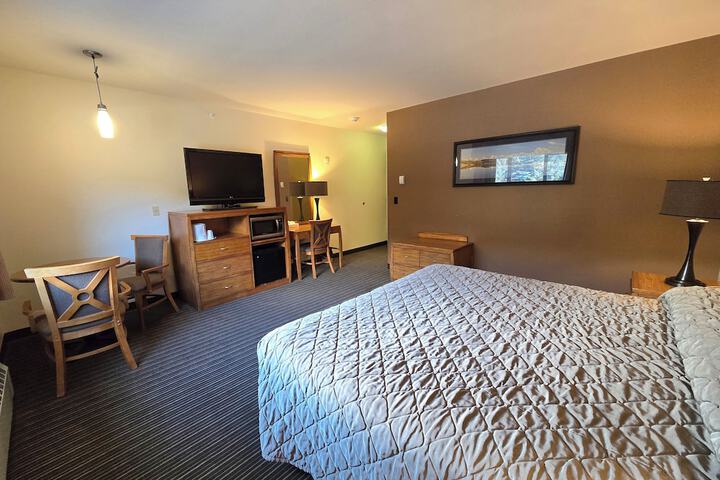 Room 15 of 127