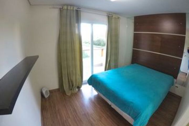 Room 28 of 79