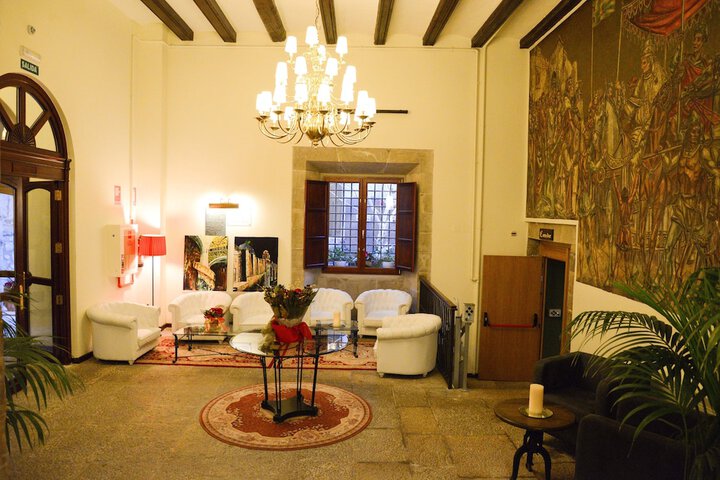 Hotel Lobby