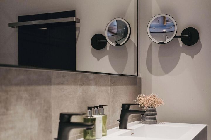 Clean Restrooms