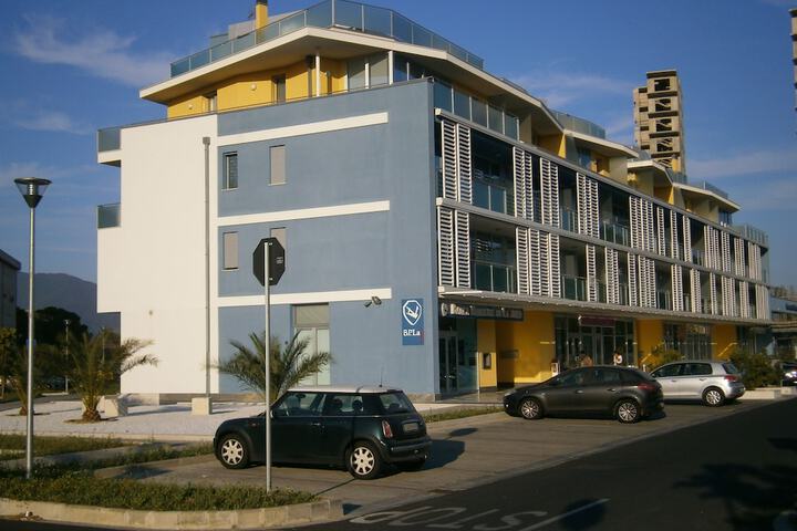 Hotel 72 of 75