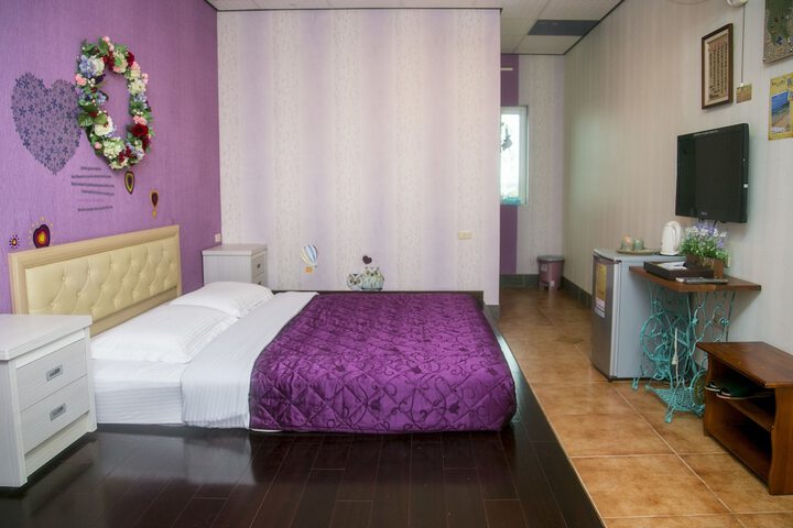 Room 21 of 38