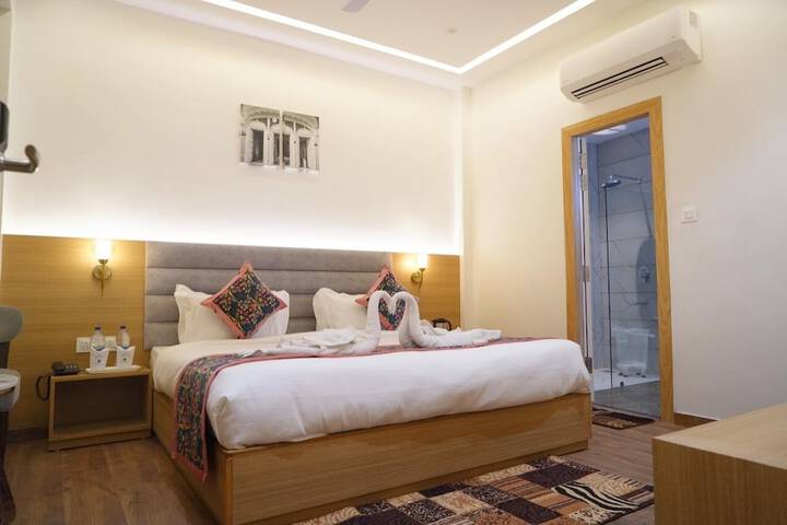 Room 3 of 23
