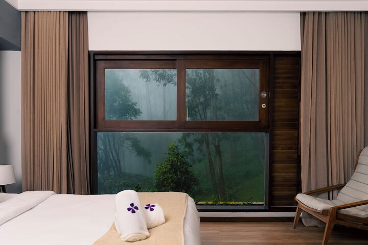 Room 21 of 73