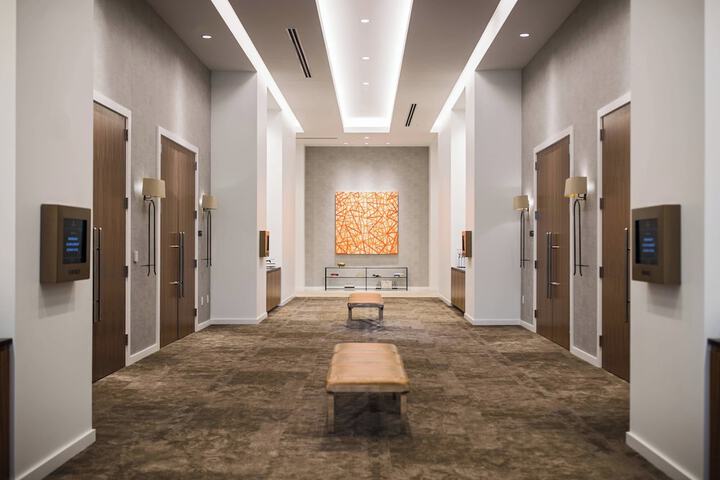 Meeting facility
