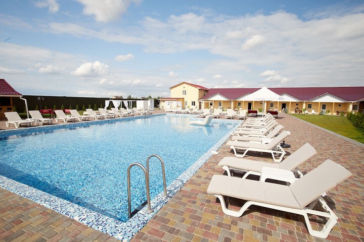 Pool 42 of 56