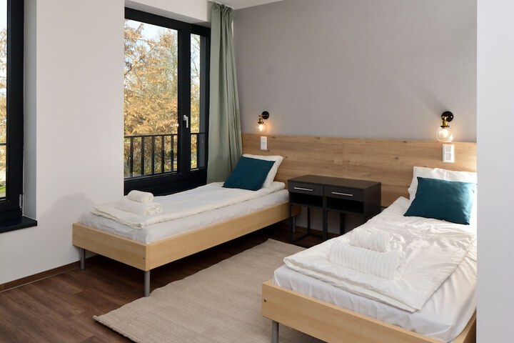 Room 16 of 62