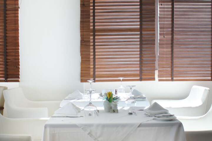 Dining 110 of 148