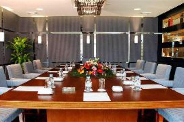 Radow Jiali Hotel