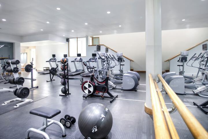 Hotel Gym