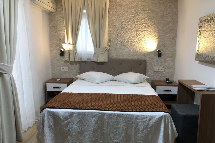 Room 16 of 61