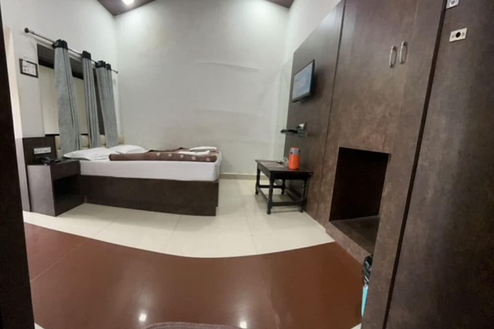Room 9 of 59