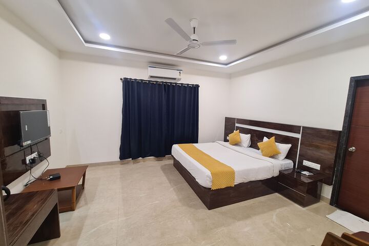 Room 20 of 27