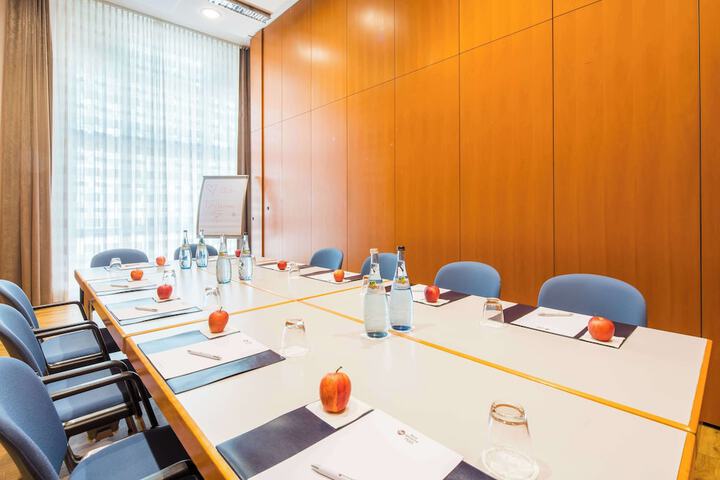 Meeting 44 of 53