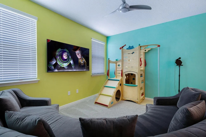 Room 2 of 29