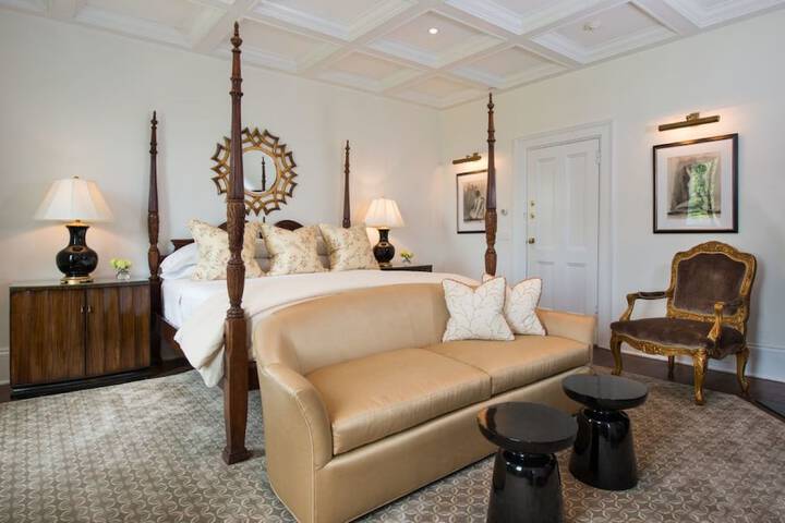 Room 10 of 63
