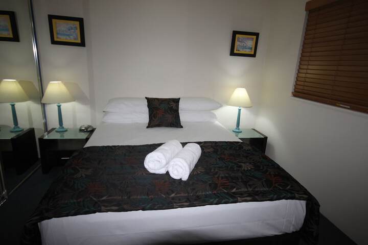 Room 3 of 71