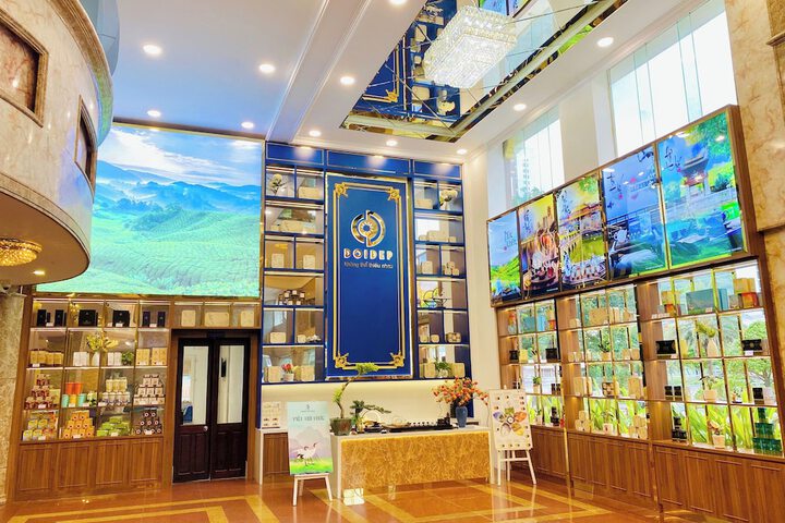 Guest Lobby