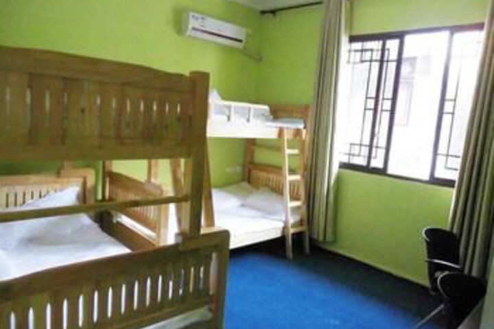 Room 28 of 31