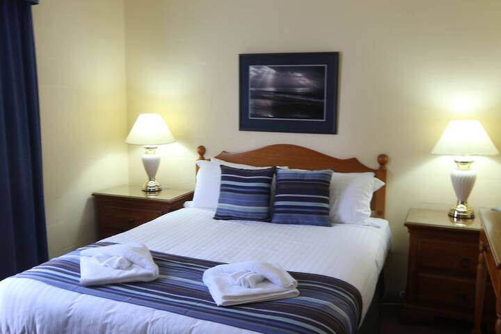 Room 14 of 244
