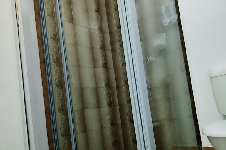 Room 25 of 35