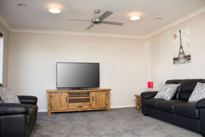 Room 13 of 21
