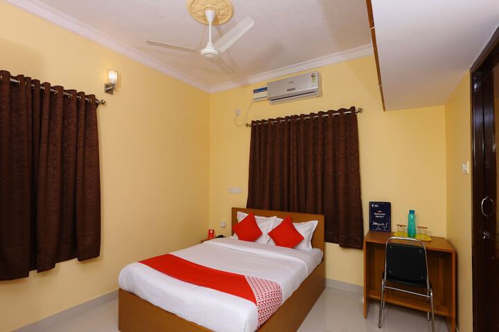 Room 12 of 17