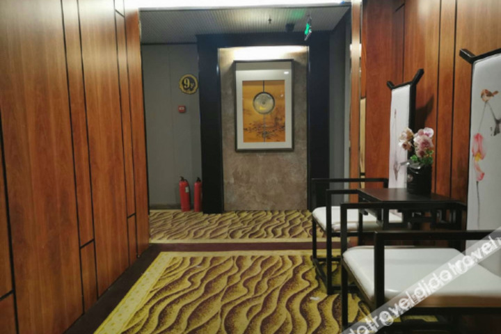 Hotel Interior 5 of 26