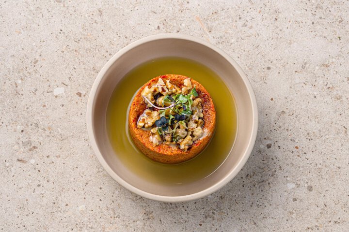 Dining 45 of 141