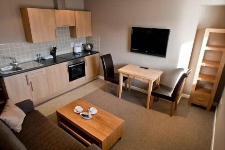 Room 2 of 34