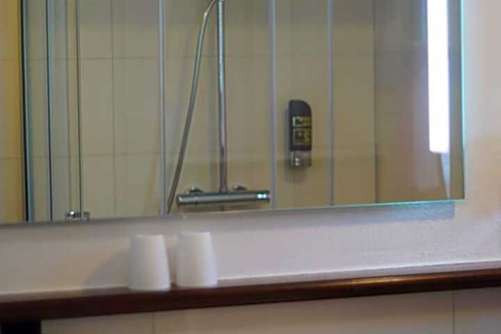 Photo 28