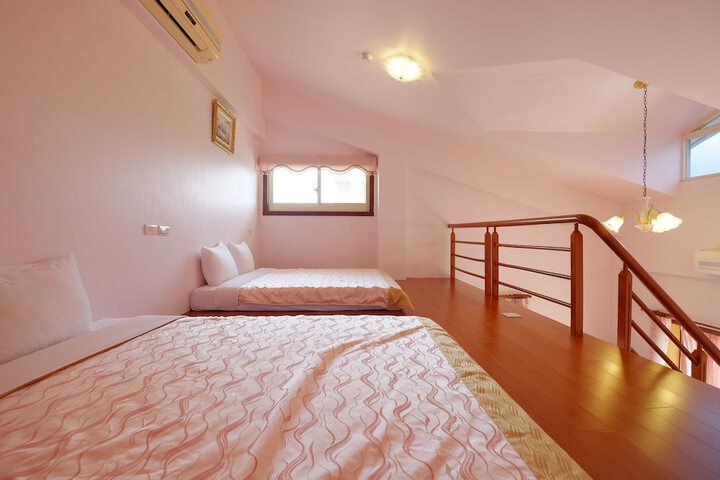 Room 3 of 59