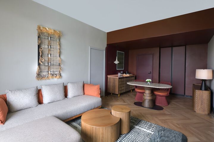 Room 20 of 59