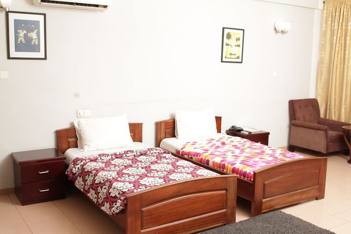 Room 5 of 29