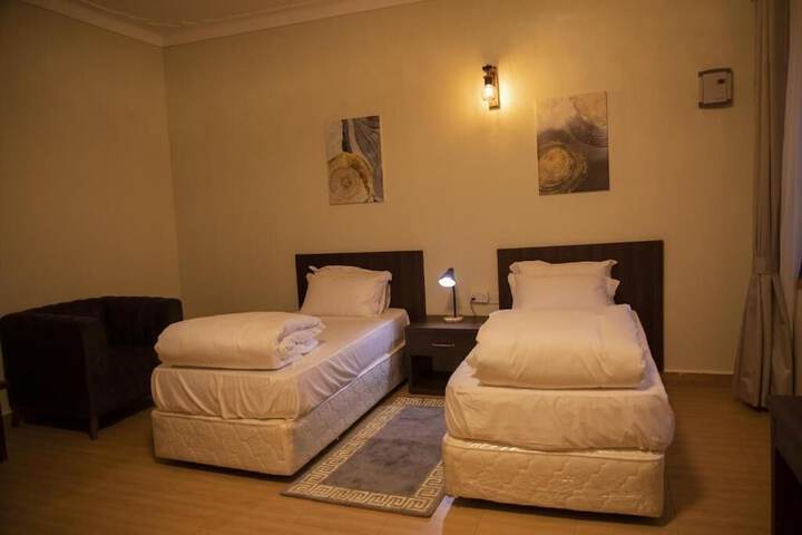 Room 2 of 11