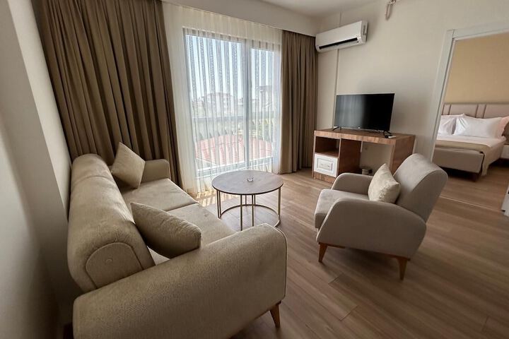 Room 18 of 23
