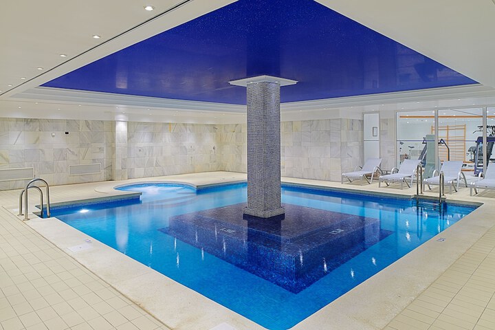 Pools & Facilities
