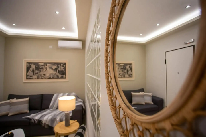Room 16 of 23