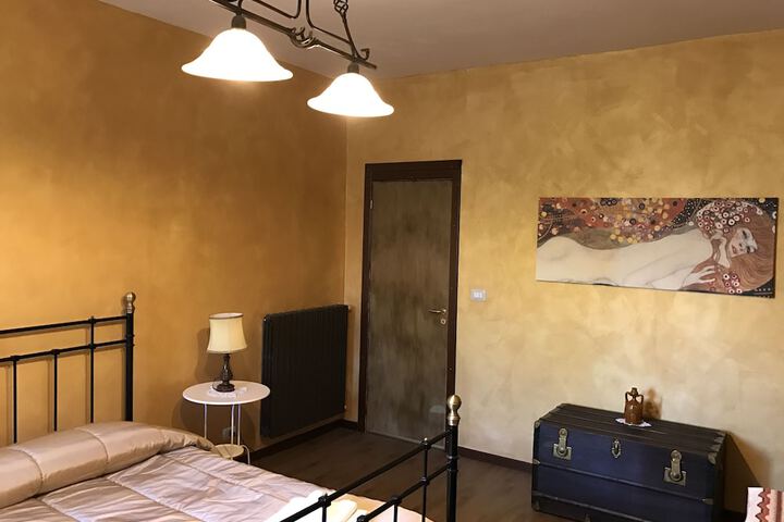 Room 3 of 18