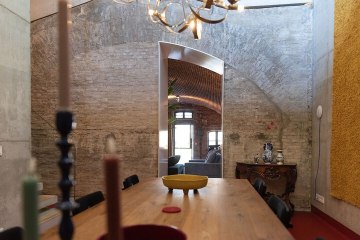Room 80 of 120