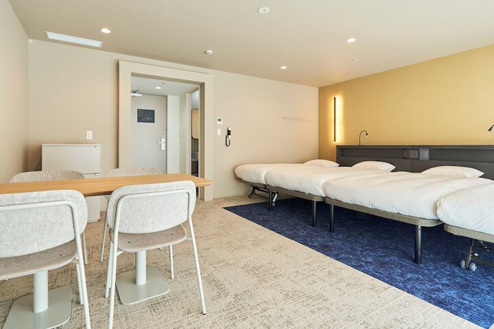 Room 21 of 75