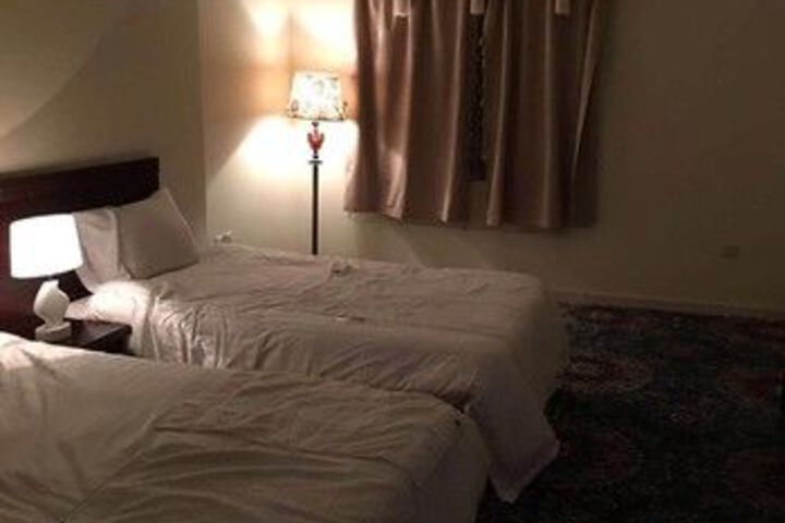 Room 6 of 29
