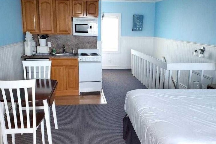 Room 66 of 179