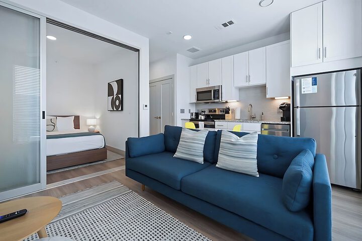 Room 375 of 656