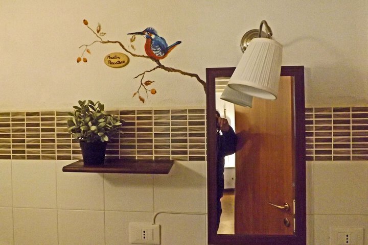Room 17 of 47