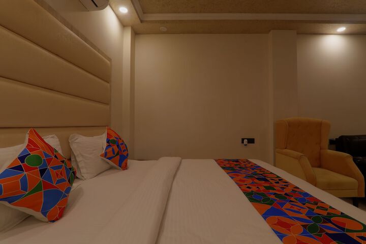 Room 21 of 38