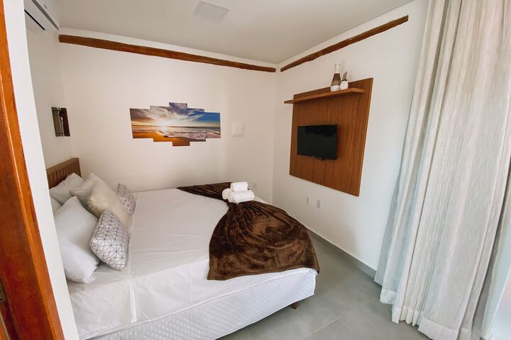 Room 14 of 64